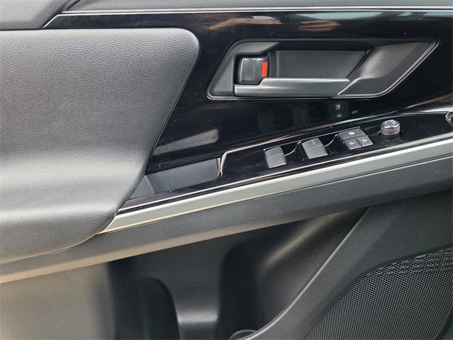 2024 Toyota bZ4X XLE