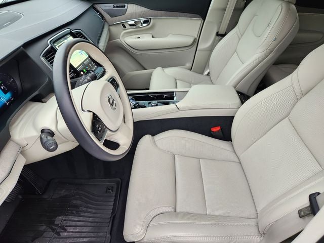 2025 Volvo XC90 Plug-In Hybrid T8 Ultra 7 Passenger