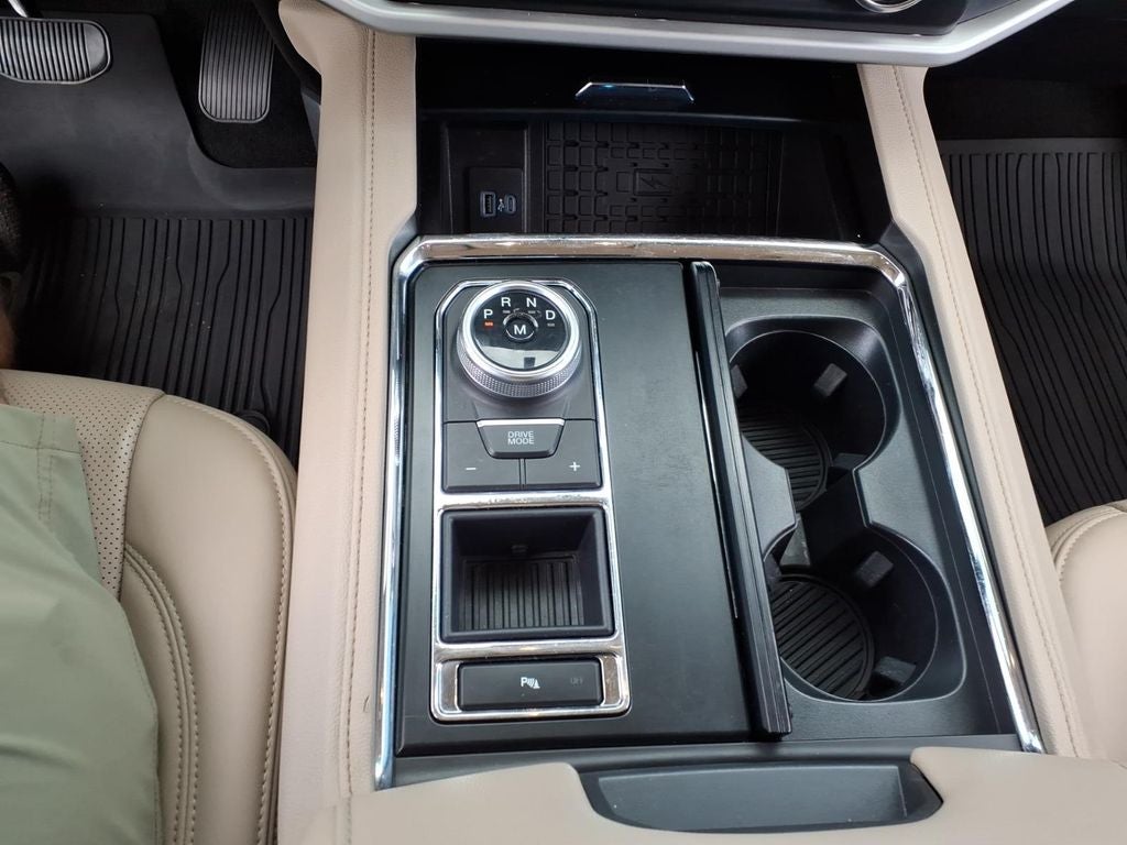 2023 Ford Expedition XLT