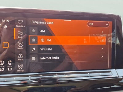 2024 Volkswagen Atlas 2.0T Peak Edition SEL