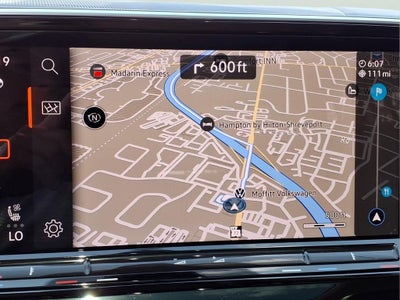 2024 Volkswagen Atlas 2.0T Peak Edition SEL