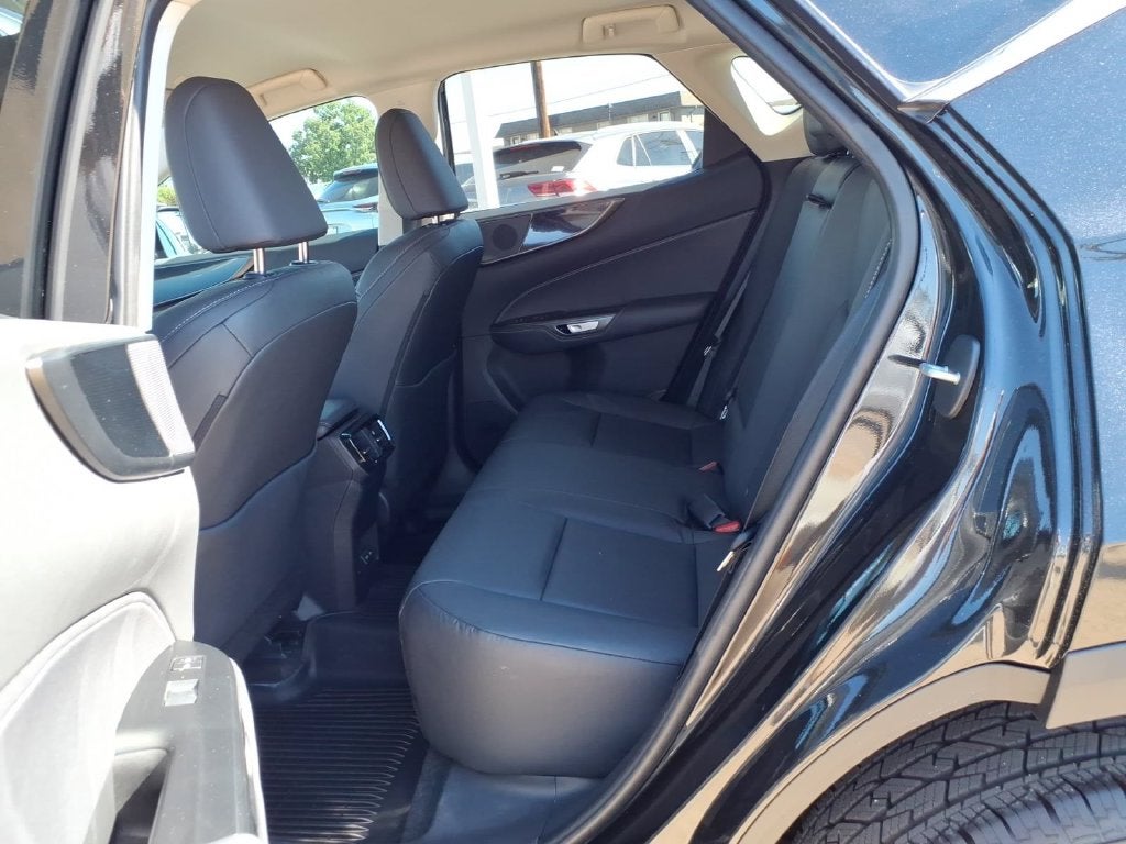 2025 Lexus NX 250 Base