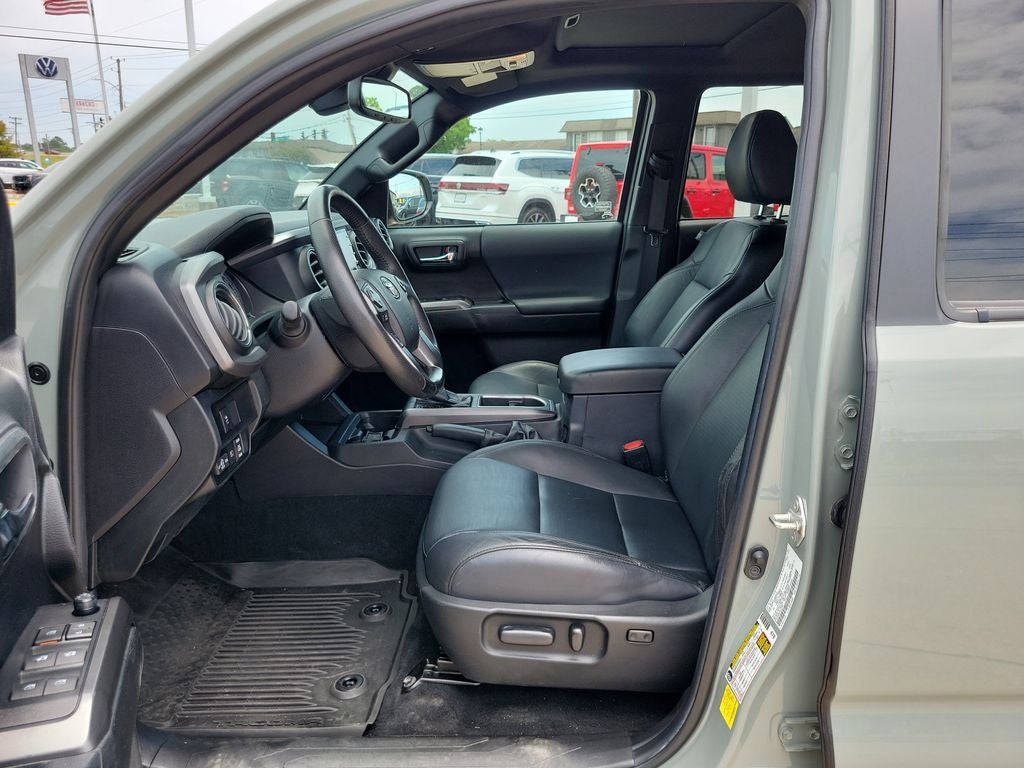2022 Toyota Tacoma TRD Sport V6