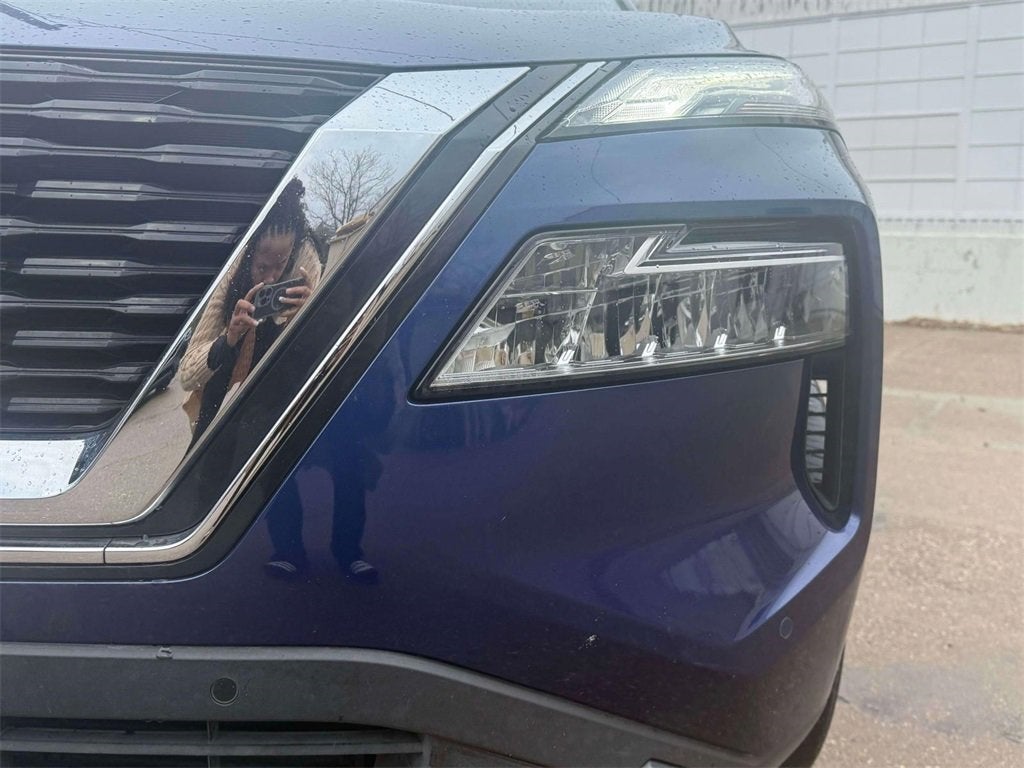 2022 Nissan Rogue SL