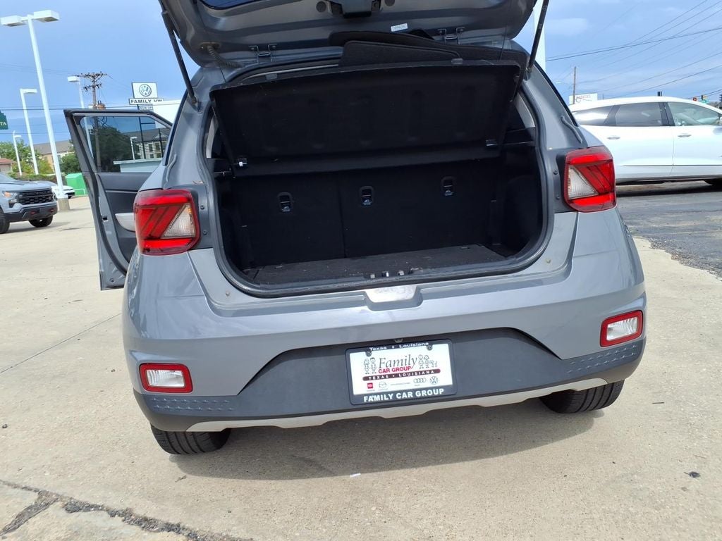 2022 Hyundai Venue SEL