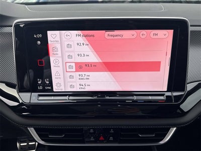 2026 Volkswagen Atlas Cross Sport 2.0T SEL R-Line Black