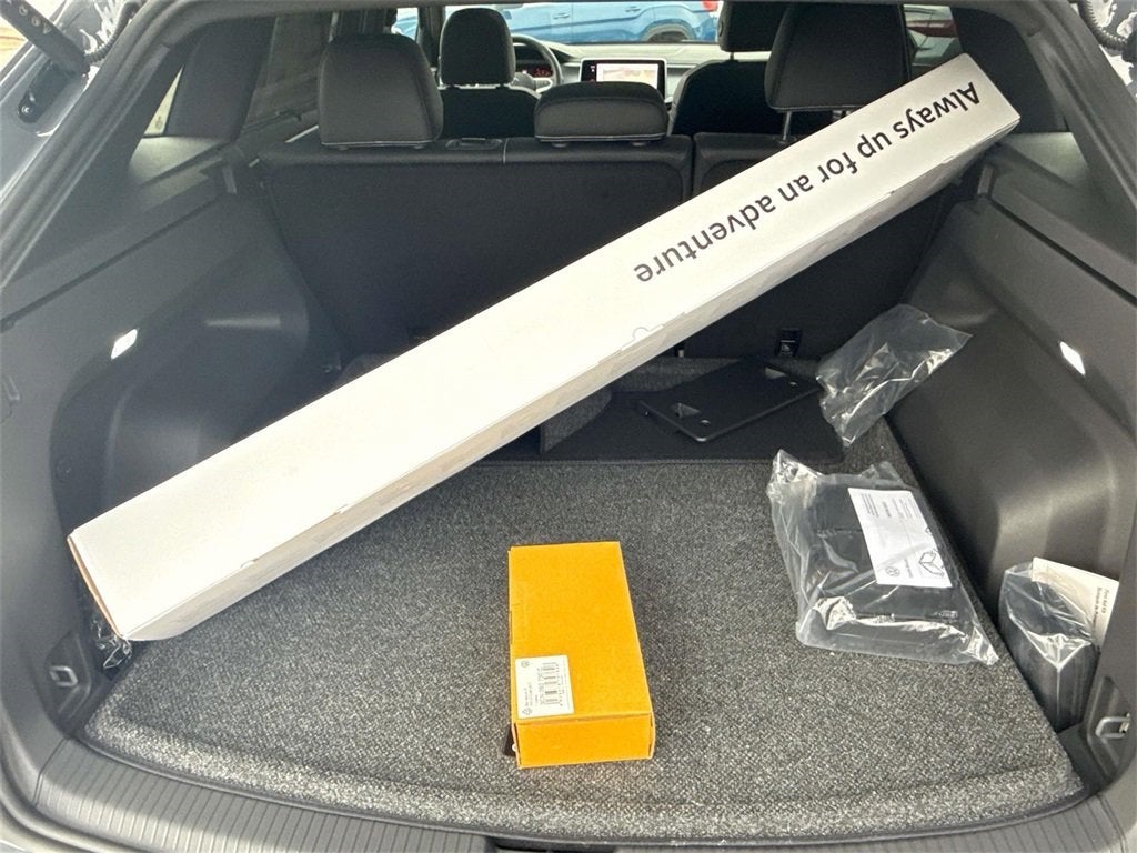 2026 Volkswagen Atlas Cross Sport 2.0T SEL R-Line Black