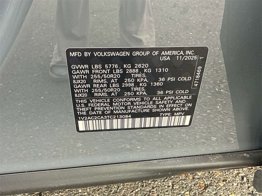 2026 Volkswagen Atlas Cross Sport 2.0T SEL R-Line Black