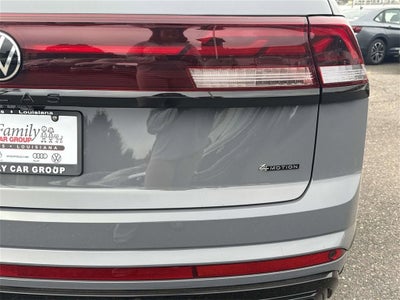 2026 Volkswagen Atlas Cross Sport 2.0T SEL R-Line Black