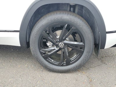 2026 Volkswagen Atlas Cross Sport 2.0T SEL R-Line Black