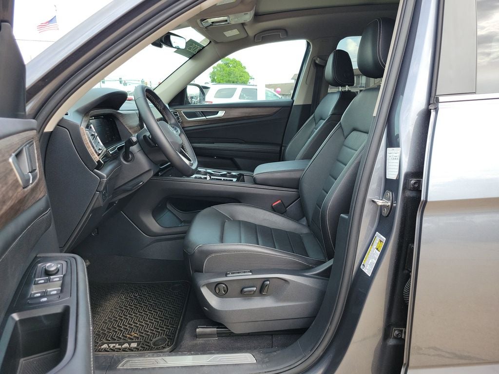 2025 Volkswagen Atlas 2.0T SEL
