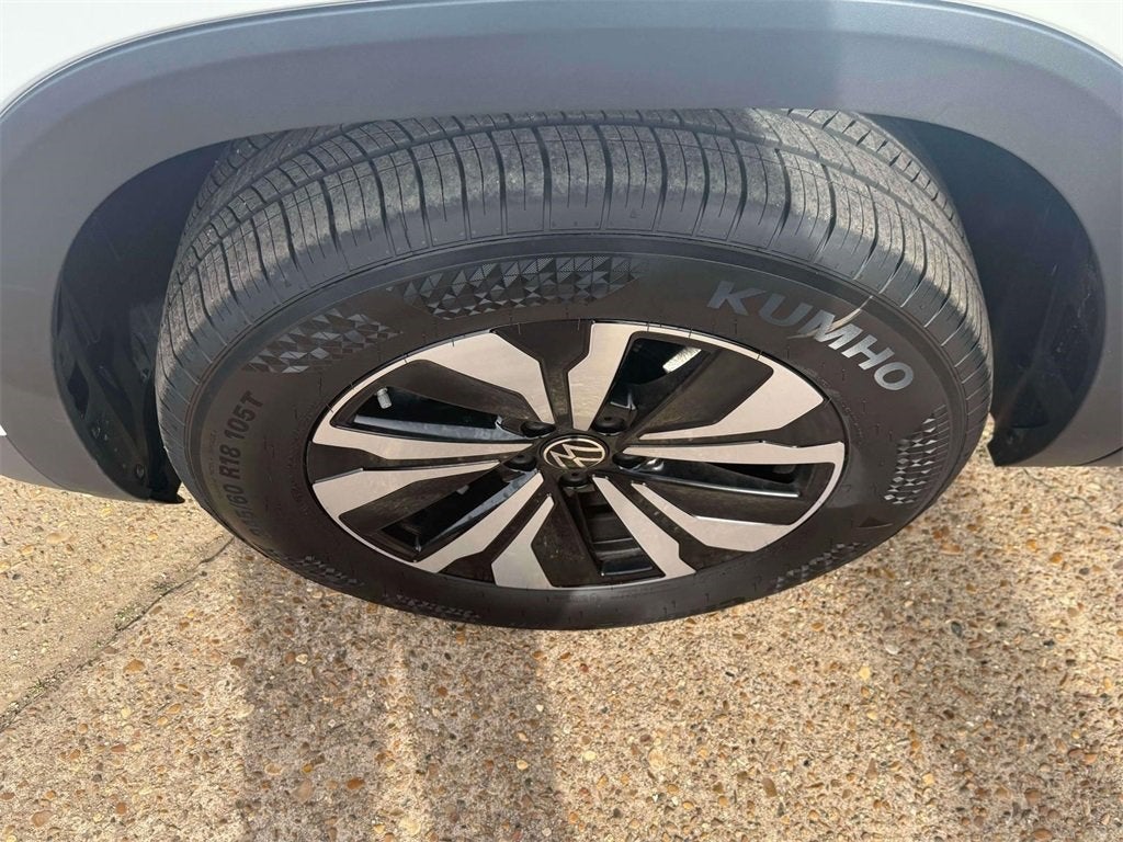 2026 Volkswagen Atlas Cross Sport 2.0T SE