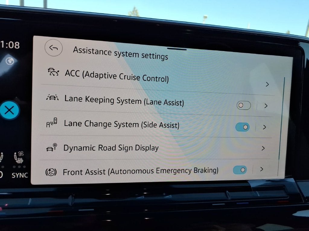 2026 Volkswagen Atlas Cross Sport SEL Premium R-Line