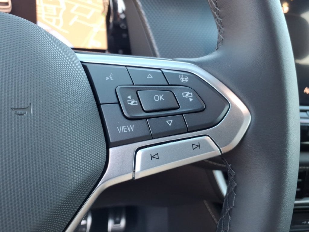 2026 Volkswagen Atlas Cross Sport SEL Premium R-Line