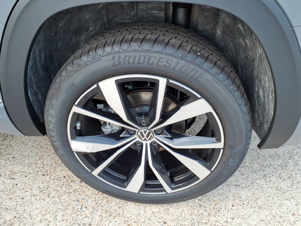 2026 Volkswagen Atlas SEL Premium R-Line