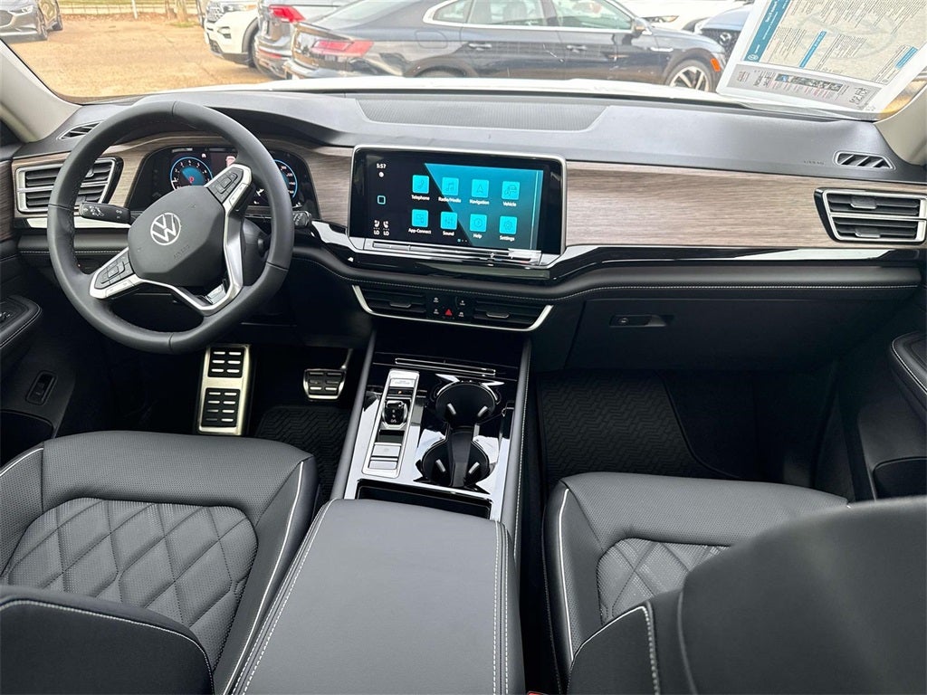 2026 Volkswagen Atlas 2.0T SEL Premium R-Line