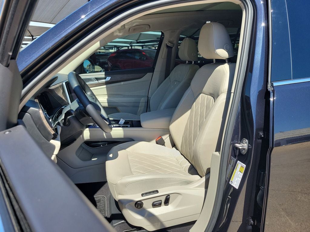 2024 Volkswagen Atlas 2.0T SEL Premium R-Line