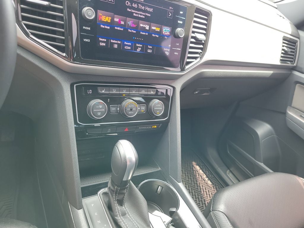2023 Volkswagen Atlas Cross Sport 2.0T SE w/Technology