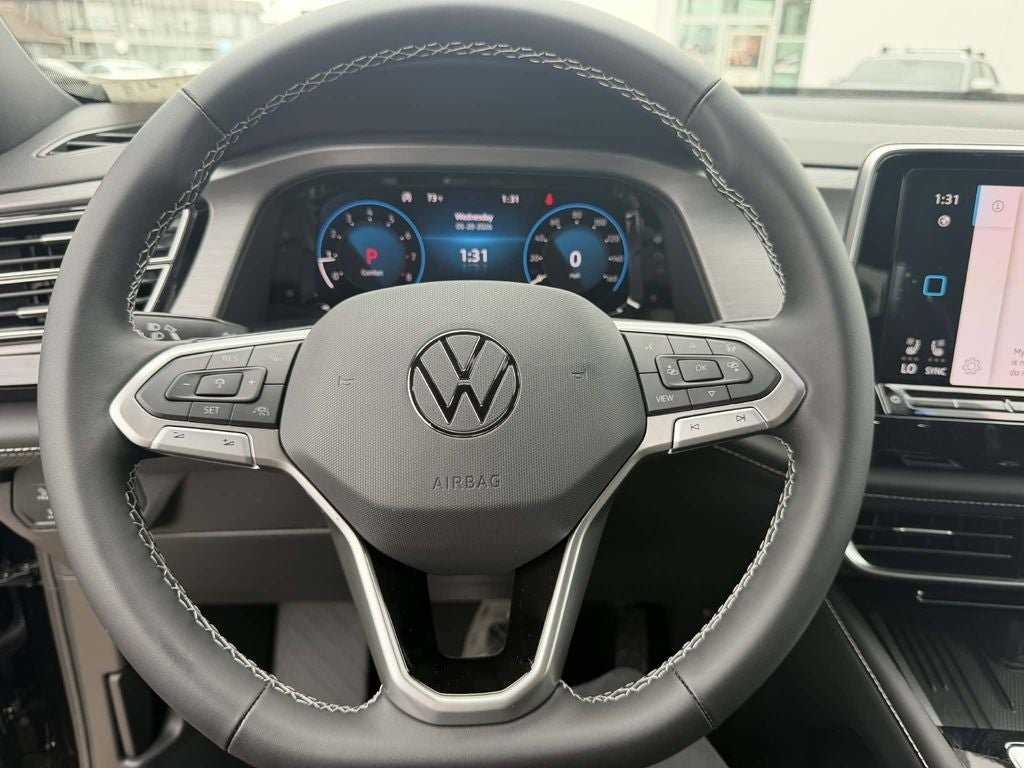 2026 Volkswagen Atlas Cross Sport 2.0T SE w/Technology