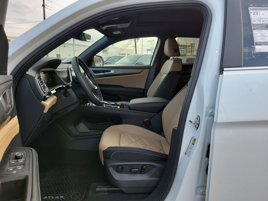 2026 Volkswagen Atlas Cross Sport 2.0T SE w/Technology
