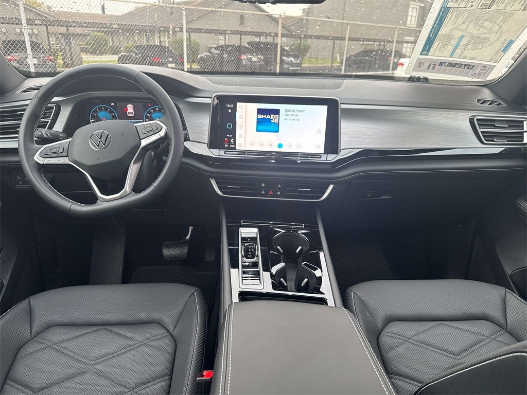 2026 Volkswagen Atlas Cross Sport 2.0T SE w/Technology