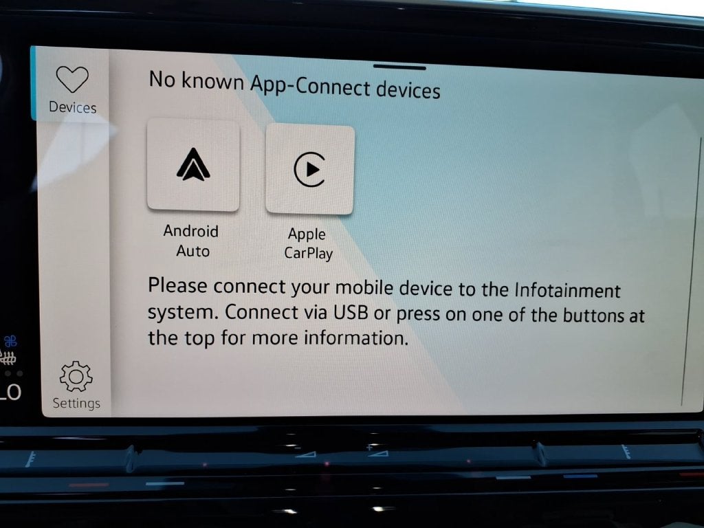 2026 Volkswagen Atlas SE w/Technology