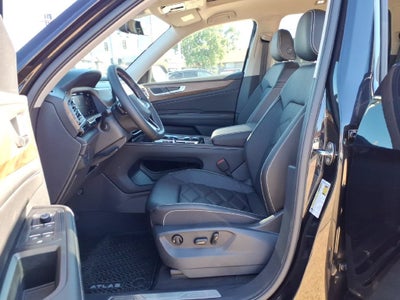 2026 Volkswagen Atlas SE w/Technology