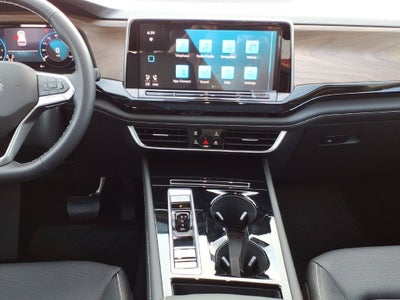 2026 Volkswagen Atlas SE w/Technology