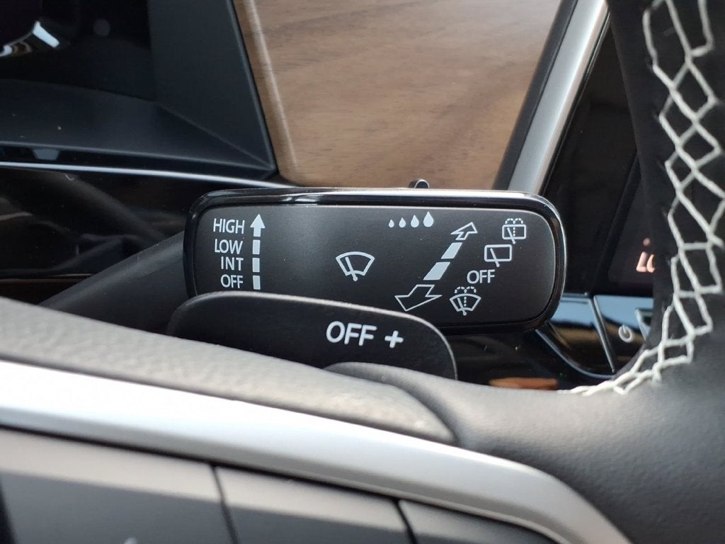2026 Volkswagen Atlas SE w/Technology