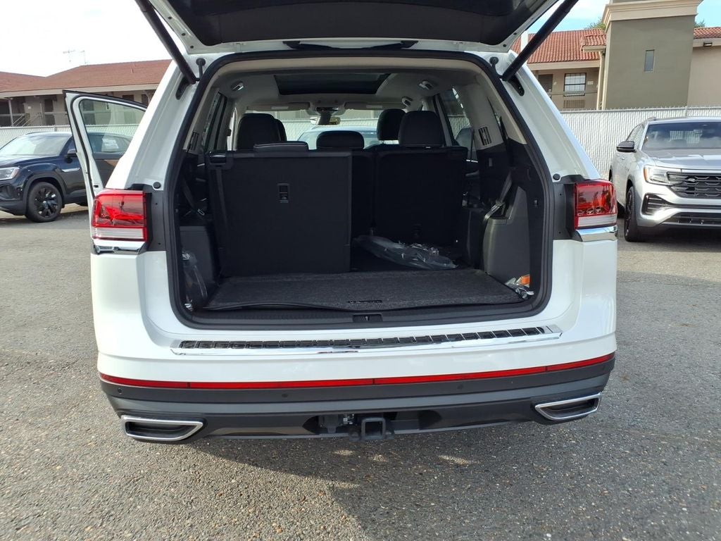 2026 Volkswagen Atlas SE w/Technology
