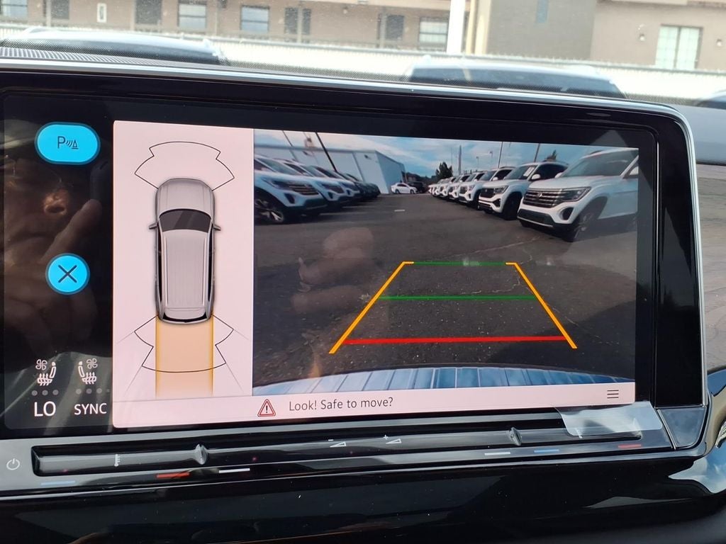 2026 Volkswagen Atlas SE w/Technology