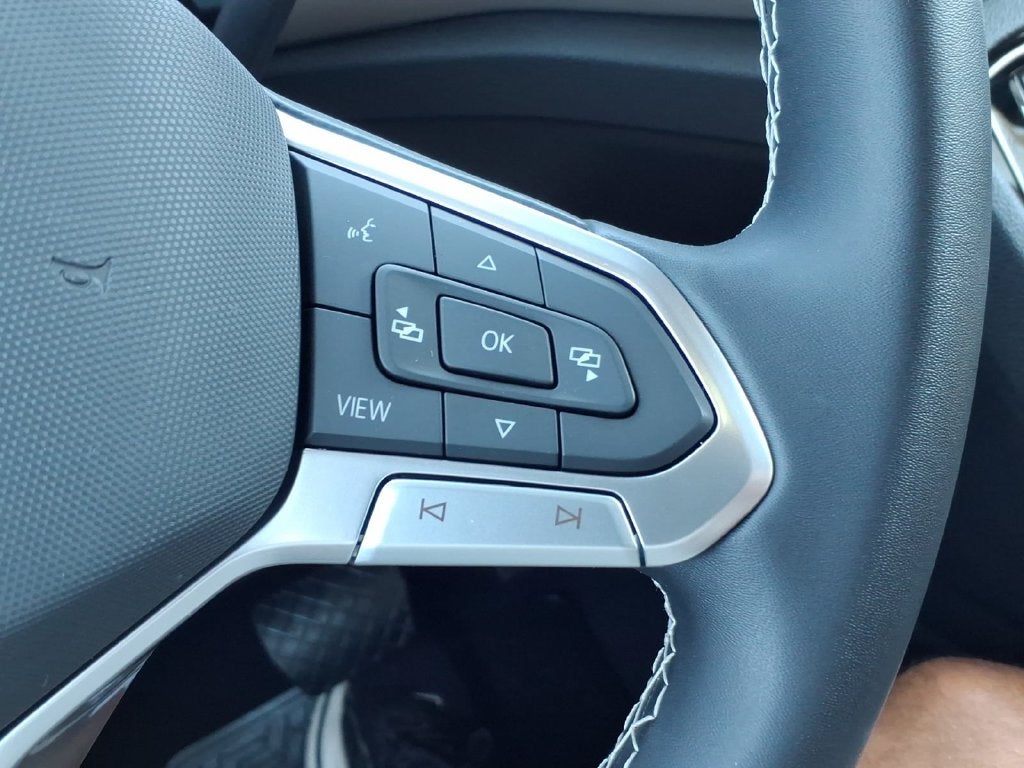 2023 Volkswagen Atlas Cross Sport 3.6L V6 SE w/Technology