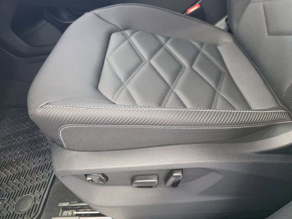 2025 Volkswagen Atlas Cross Sport 2.0T SE