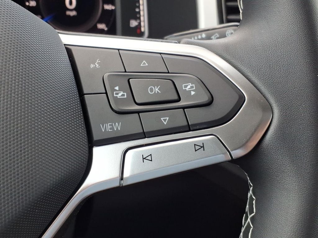 2023 Volkswagen Atlas Cross Sport 2.0T SE w/Technology
