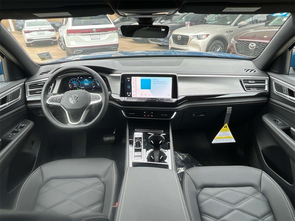 2025 Volkswagen Atlas Cross Sport 2.0T SE w/Technology