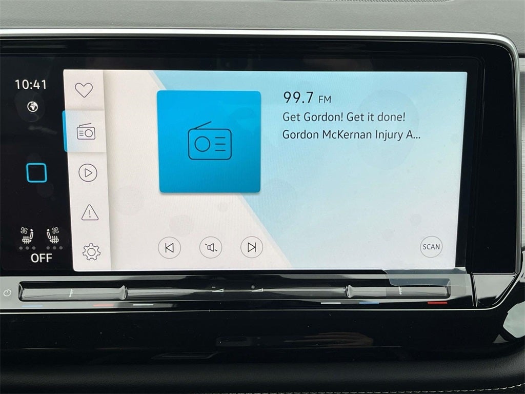 2025 Volkswagen Atlas Cross Sport 2.0T SE w/Technology