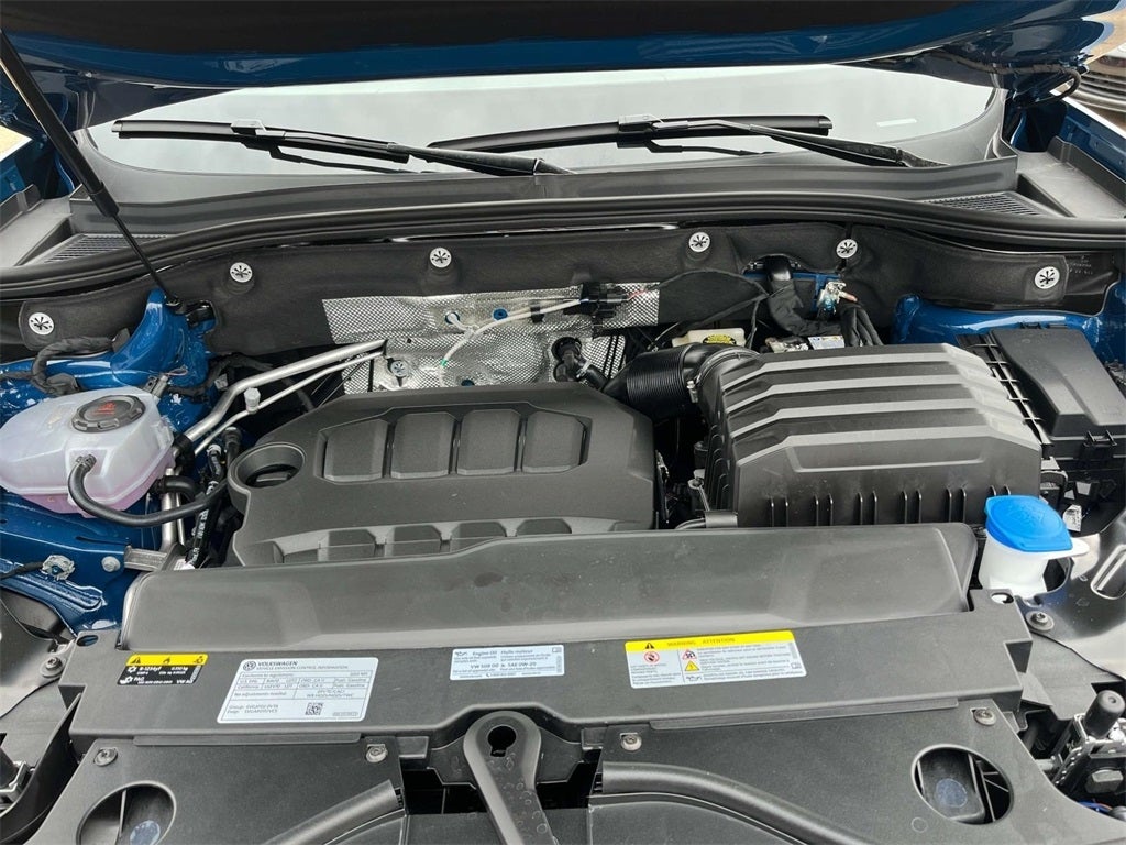 2025 Volkswagen Atlas Cross Sport 2.0T SE w/Technology