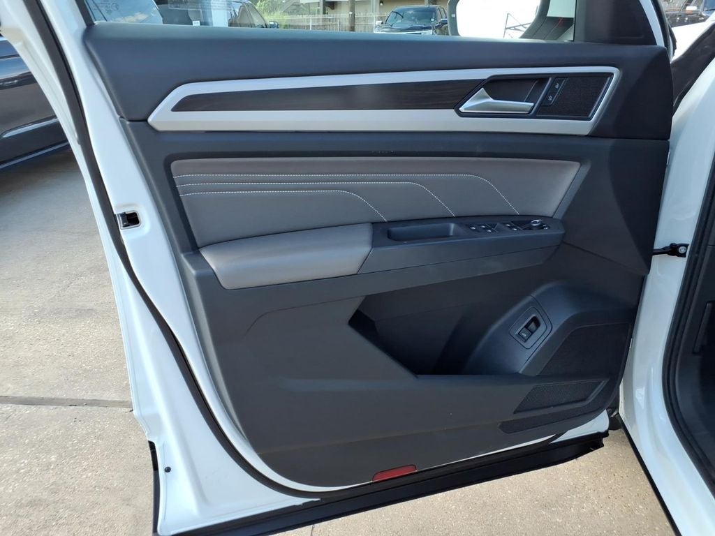 2021 Volkswagen Atlas 3.6L V6 SE w/Technology