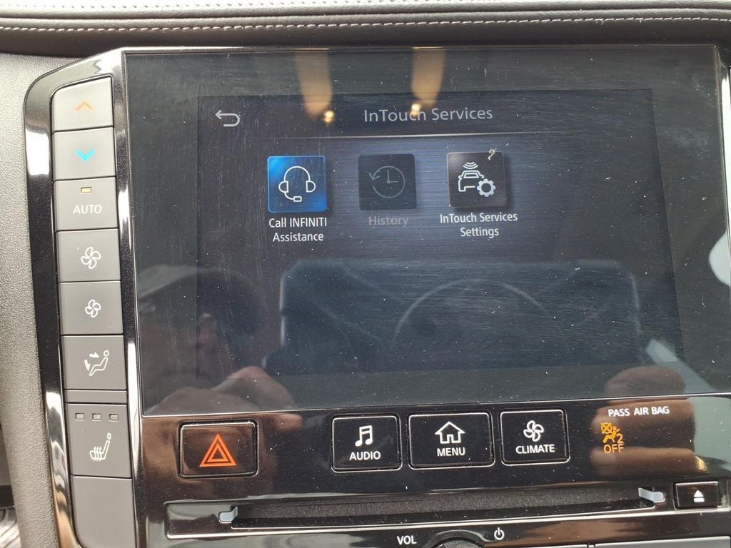 2023 INFINITI QX50 LUXE