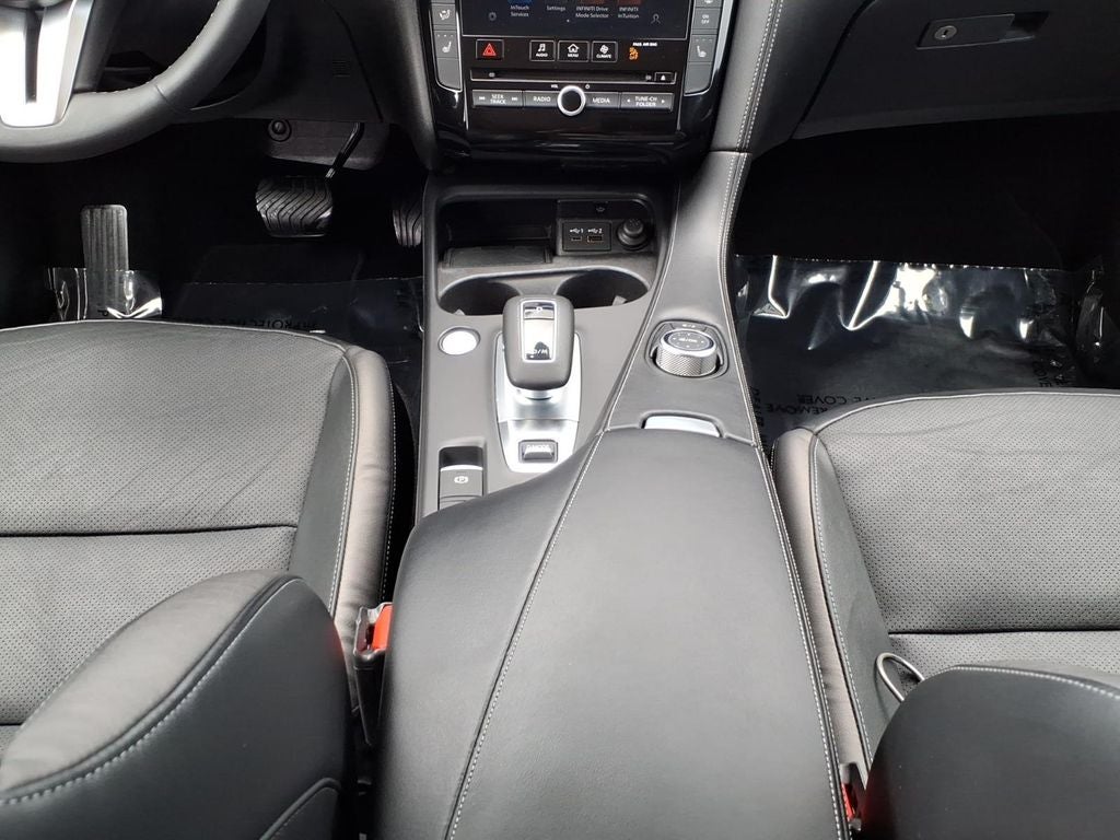 2023 INFINITI QX50 LUXE