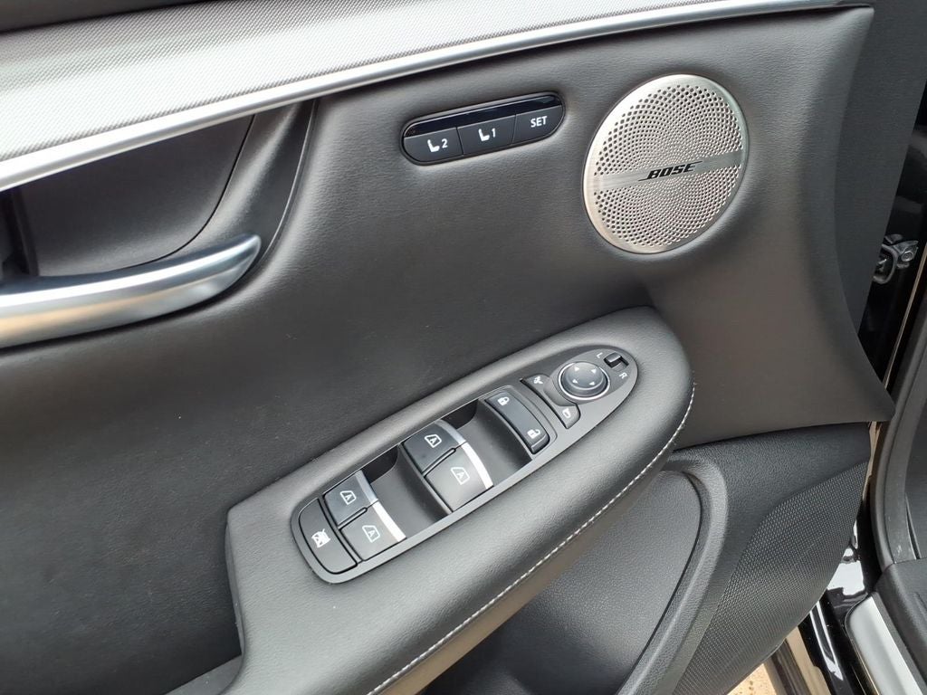 2023 INFINITI QX50 LUXE