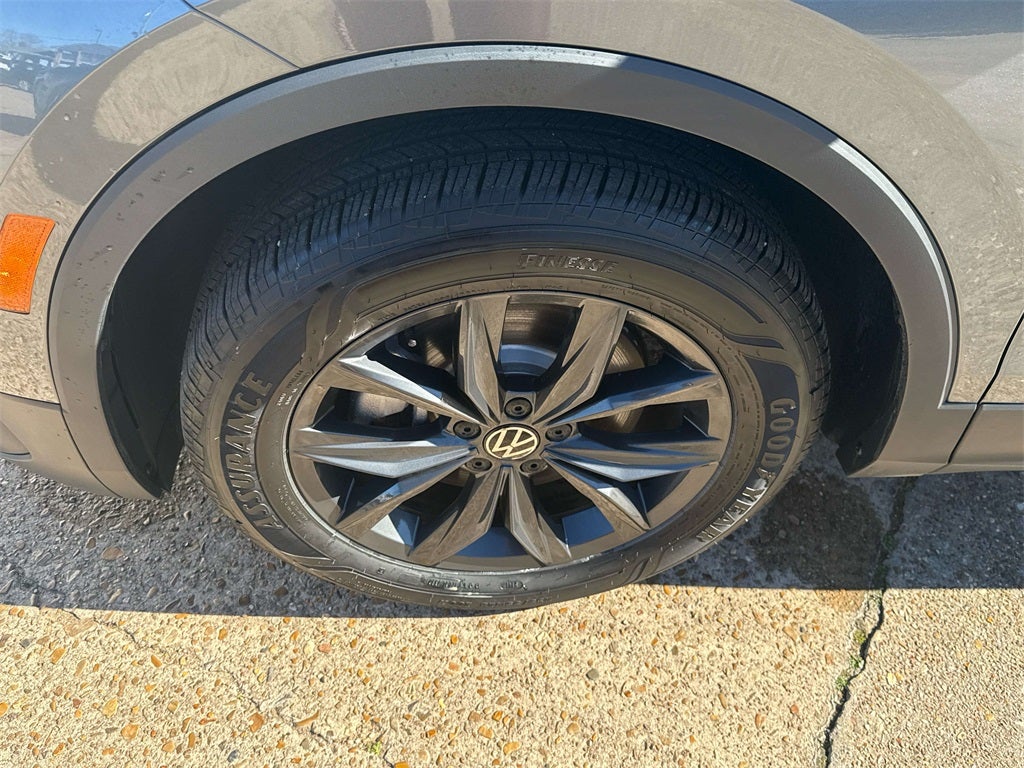 2024 Volkswagen Tiguan 2.0T SE