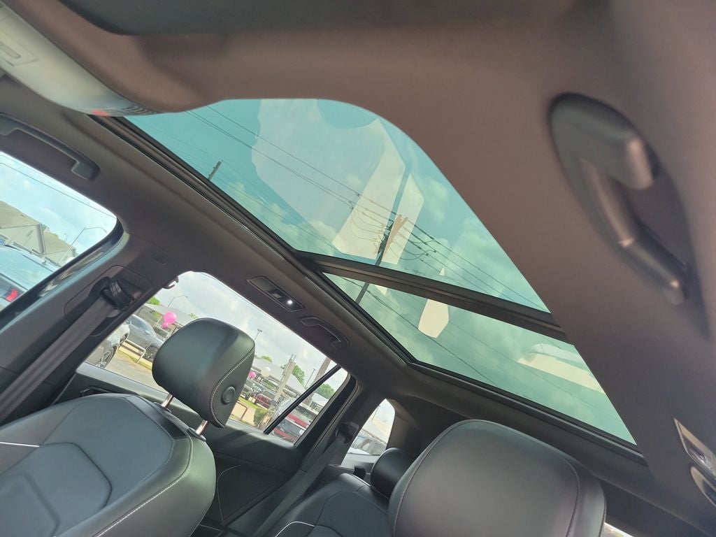 2024 Volkswagen Tiguan 2.0T SEL R-Line