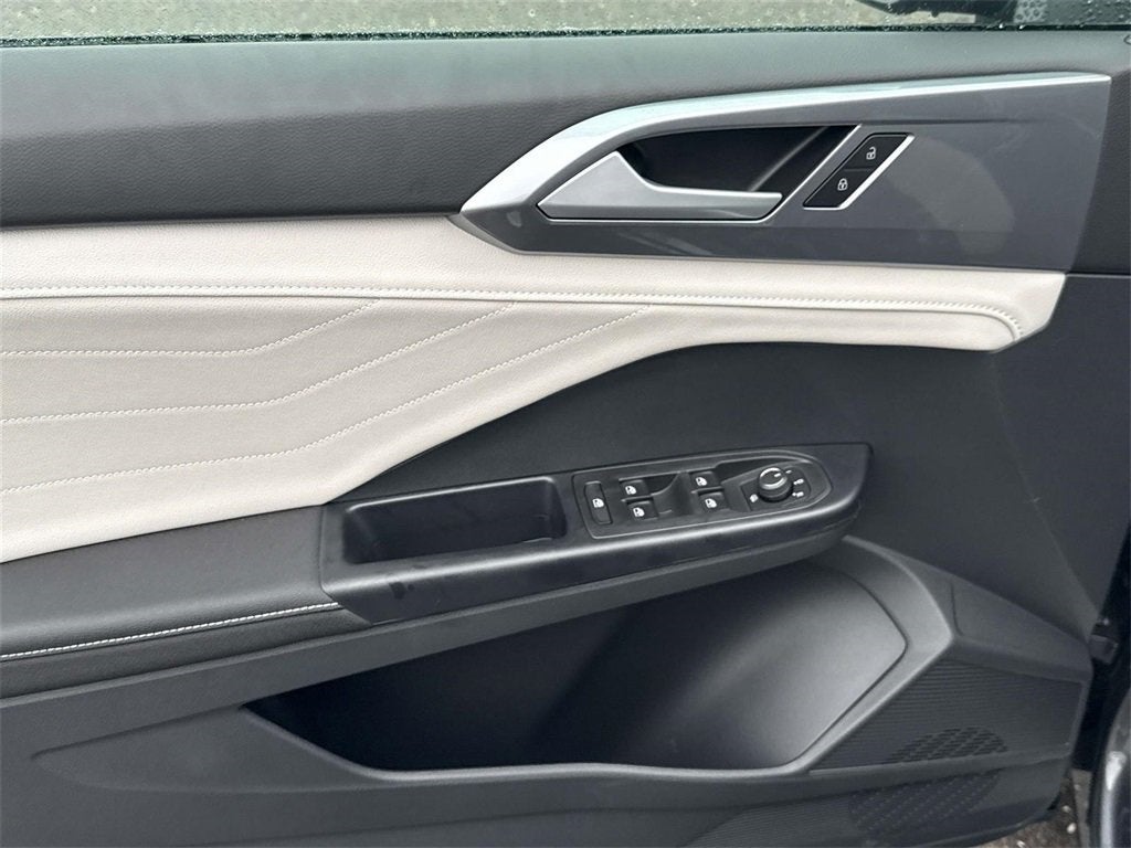 2026 Volkswagen Taos 1.5T SEL