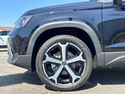 2025 Volkswagen Taos 1.5T SEL