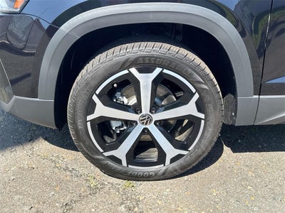 2025 Volkswagen Taos 1.5T SEL