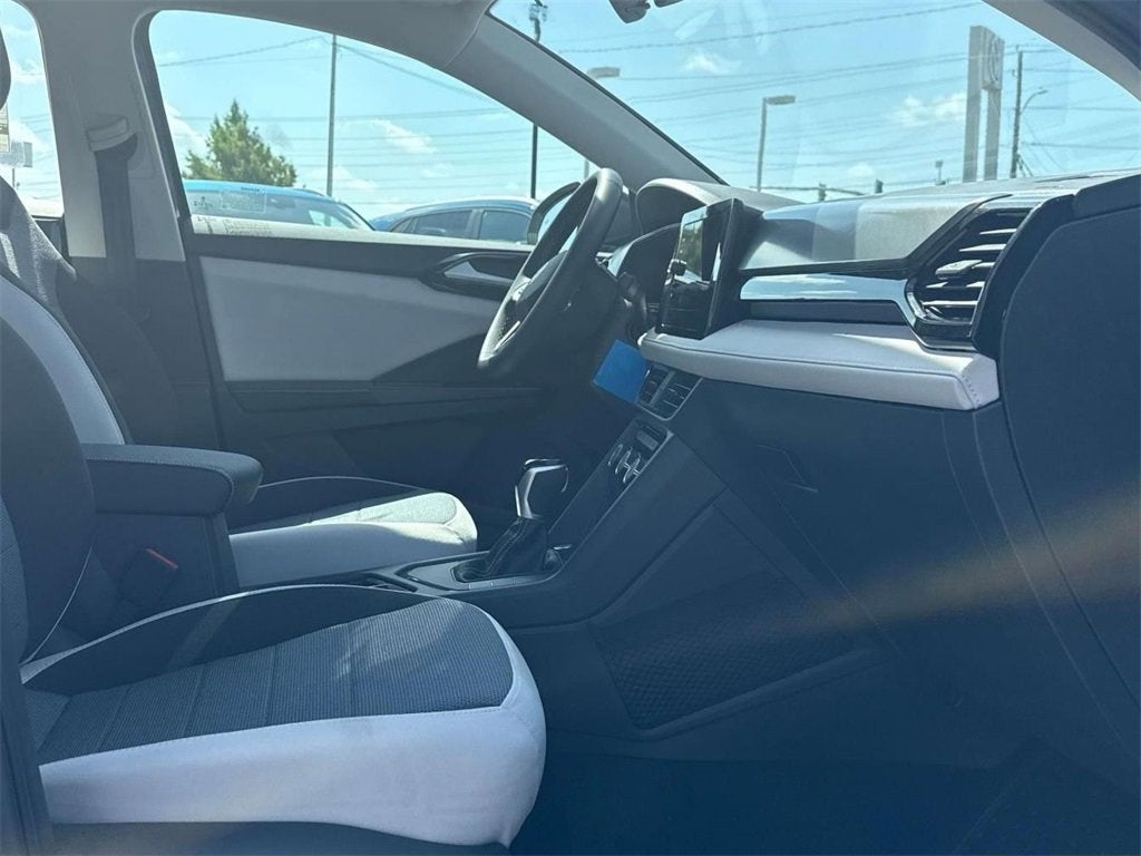 2025 Volkswagen Taos 1.5T S