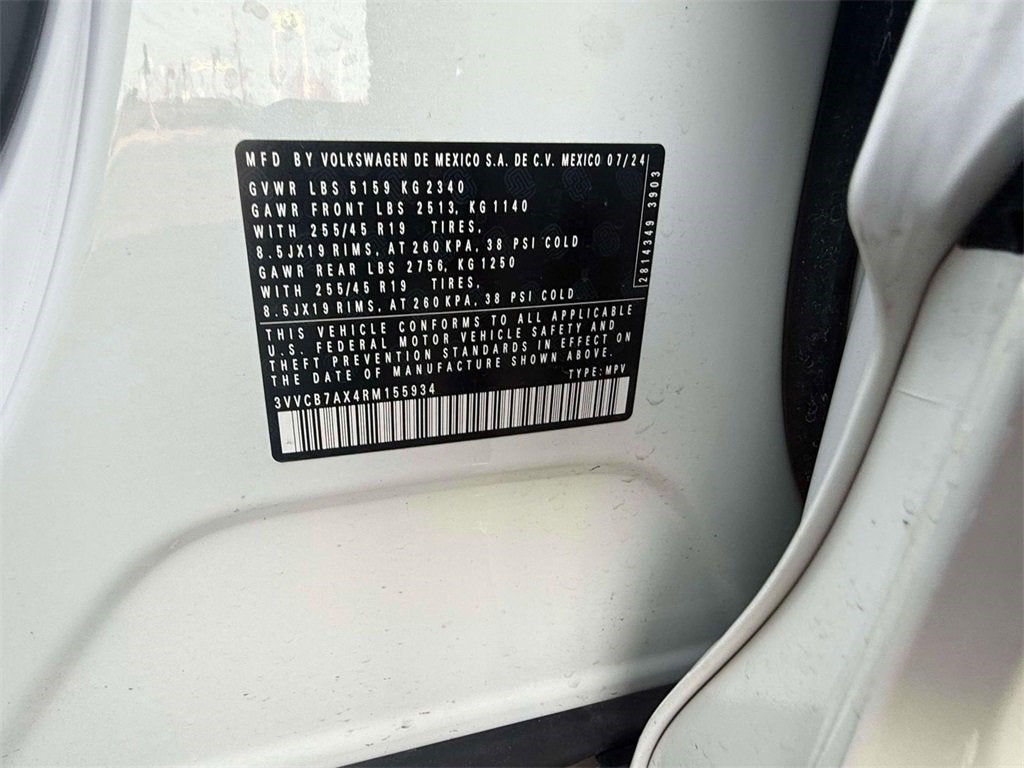 2024 Volkswagen Tiguan 2.0T SE R-Line Black