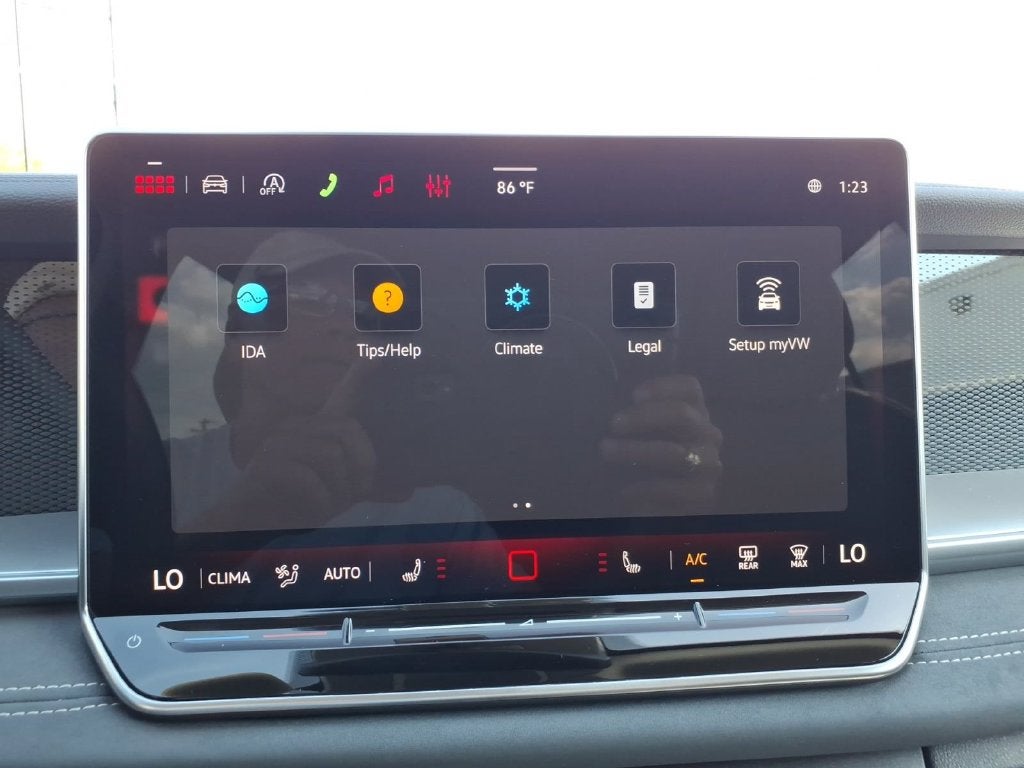 2026 Volkswagen Tiguan SE