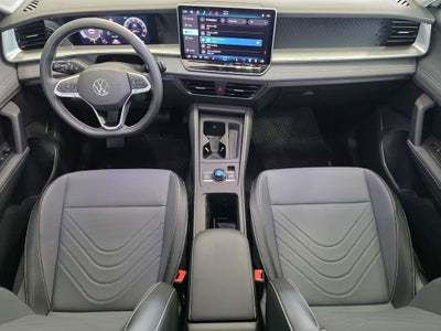 2025 Volkswagen Tiguan 2.0T SE R-Line Black